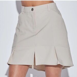 GG Blue Luxe Sport Naples Skort Tan New with Tags 4